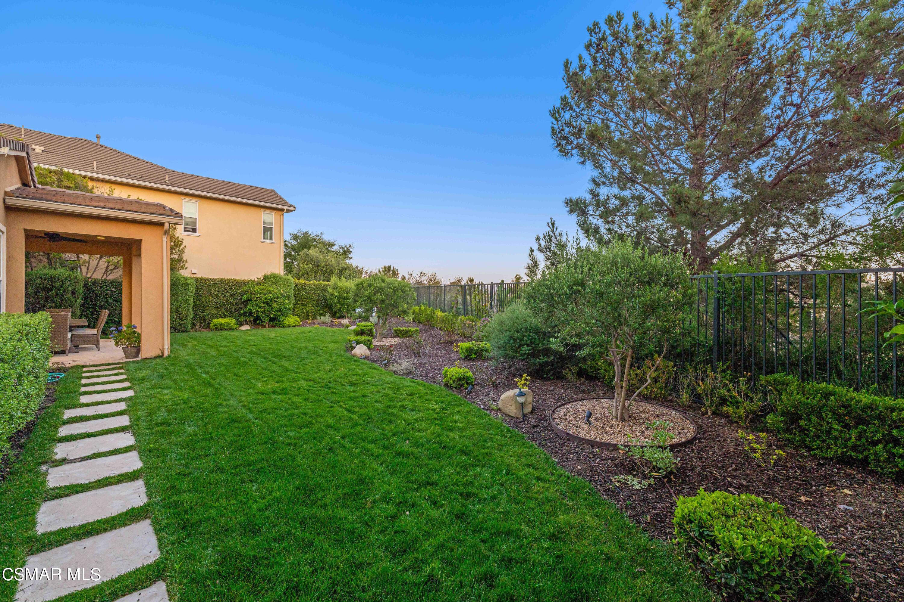 13210 Bent Grass Place Moorpark, CA 93021 - Photo 43 of 73 13210 Bent Grass Pl-48