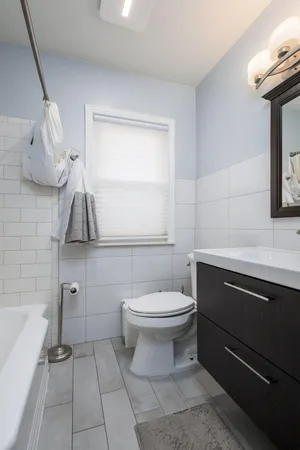 $1,600 | 23005 California Street, St. Clair Shores, MI 48080