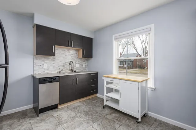 $1,700 | 23005 California Street, St. Clair Shores, MI 48080