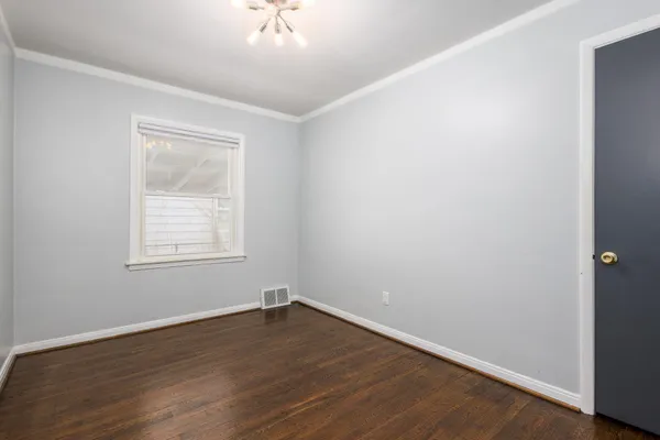 $1,600 | 23005 California Street, St. Clair Shores, MI 48080