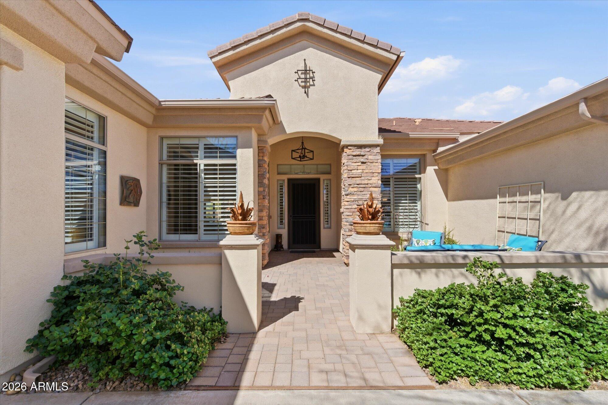 40118 North Lytham Way Phoenix, AZ 85086 - Photo 2 of 40 Front courtyard
