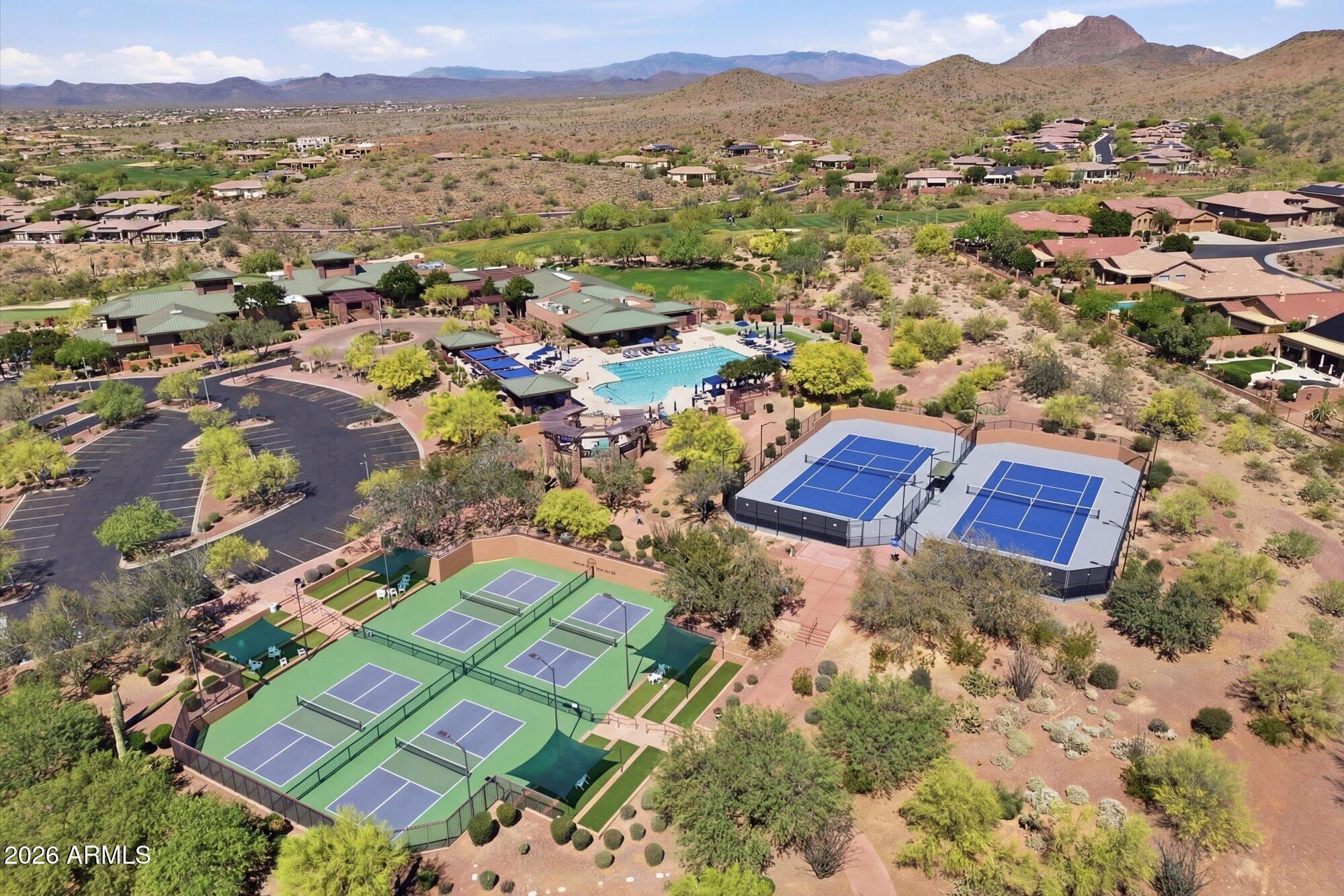 40118 North Lytham Way Phoenix, AZ 85086 - Photo 5 of 40 Pickel ball and tennis