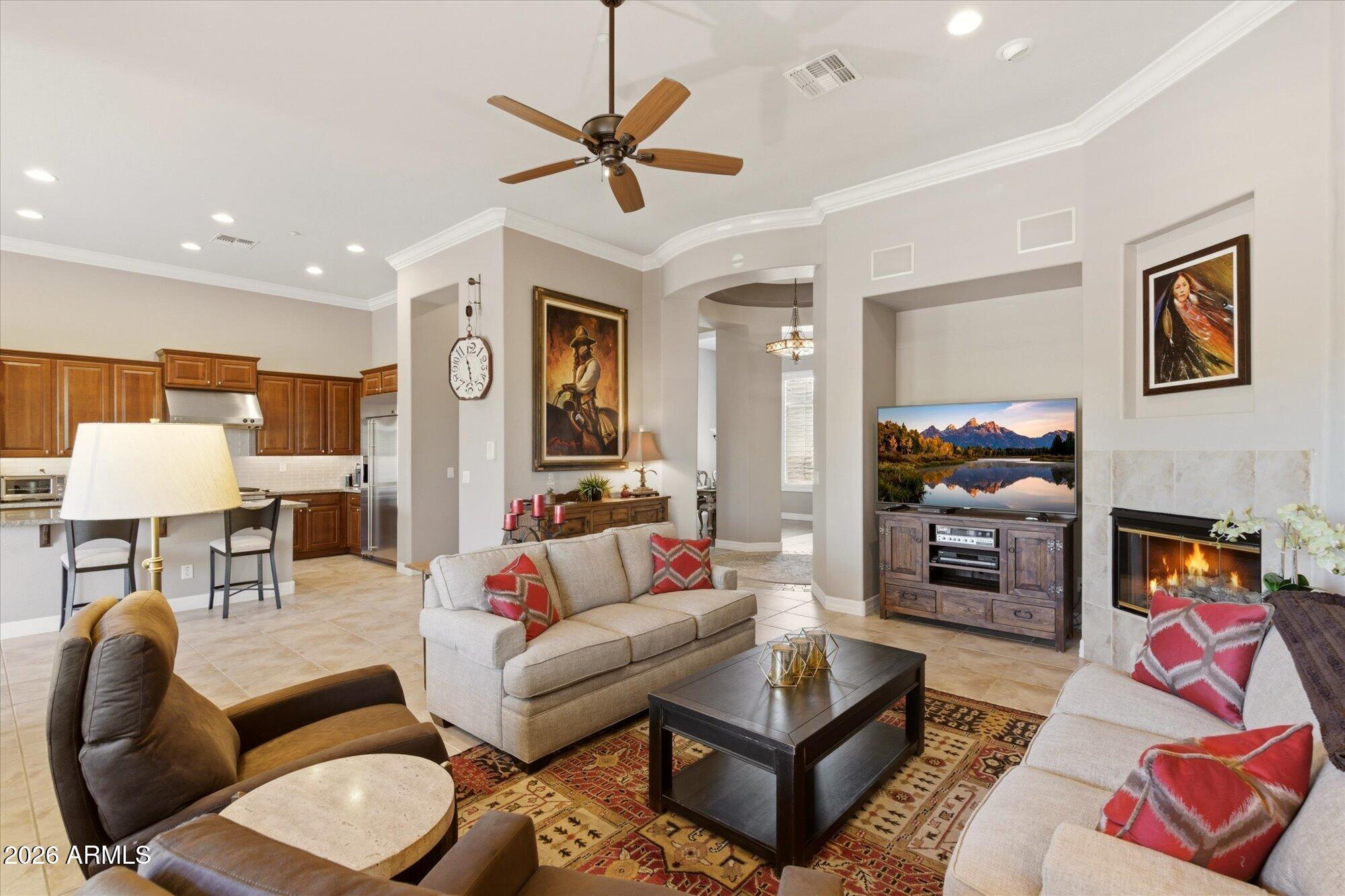 40118 North Lytham Way Phoenix, AZ 85086 - Photo 8 of 40 Great room