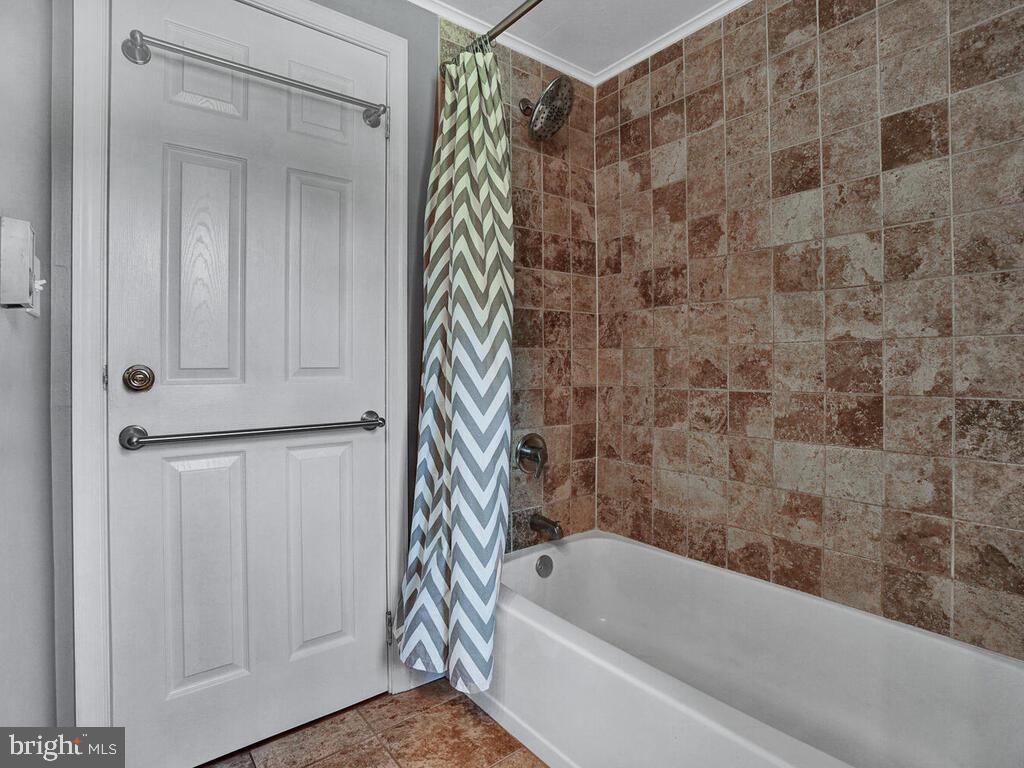 2413 Flag Marsh Road Mount Airy, MD 21771 - Photo 13 of 26 Full Hall Bathroom