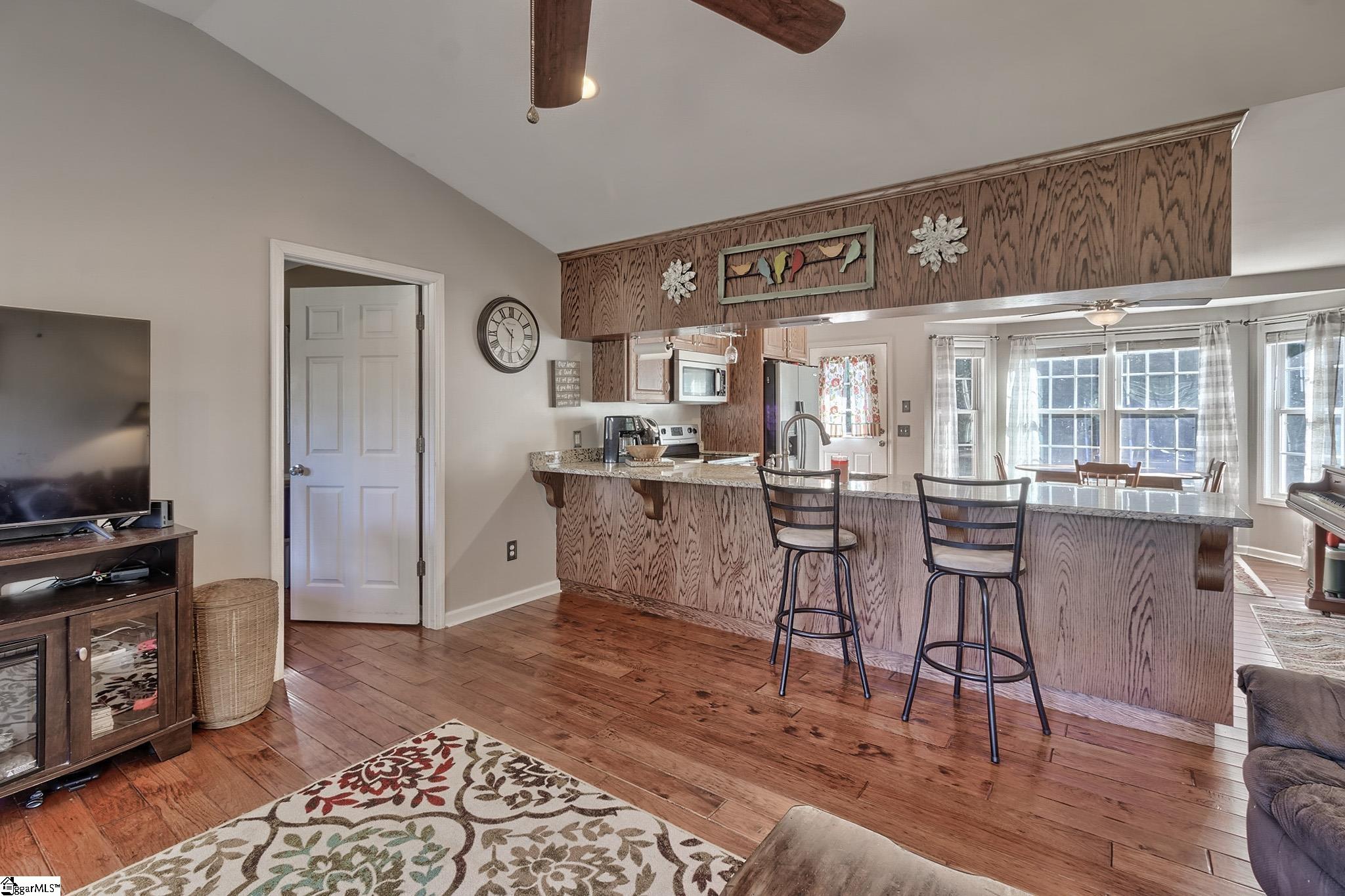 3843 Neely Ferry Road Laurens, SC 29360 - Photo 6 of 29