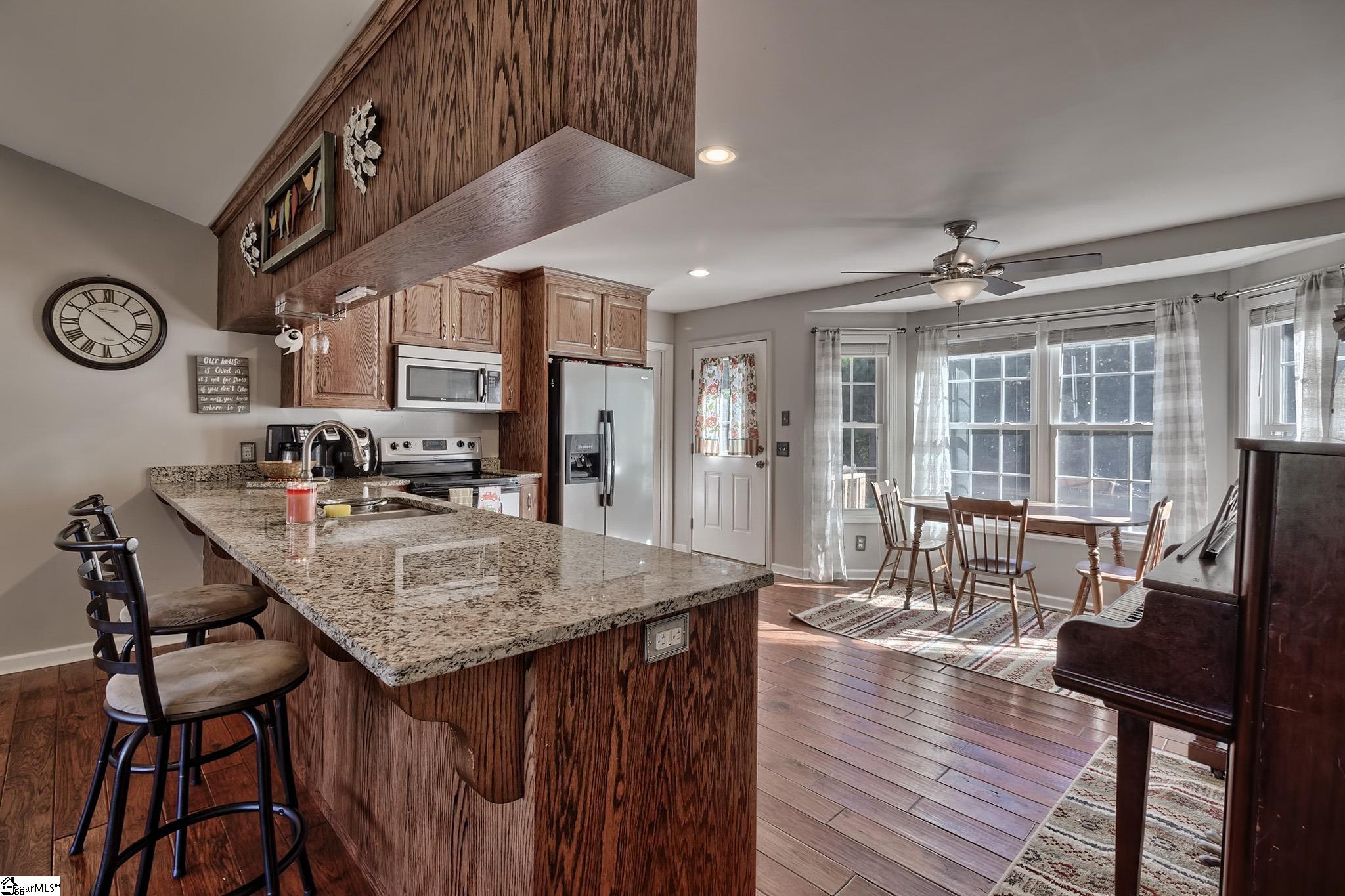3843 Neely Ferry Road Laurens, SC 29360 - Photo 8 of 29