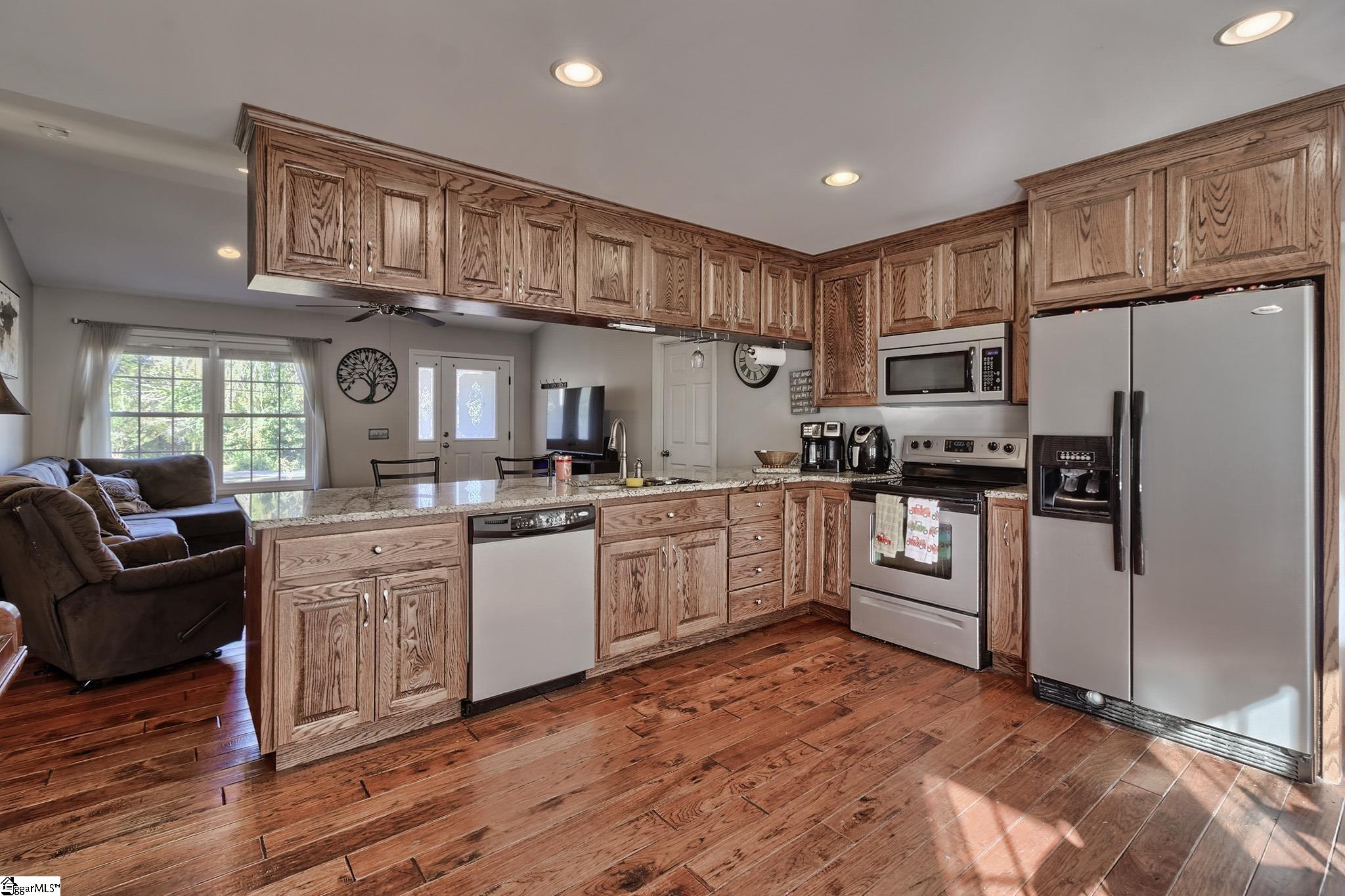 3843 Neely Ferry Road Laurens, SC 29360 - Photo 9 of 29