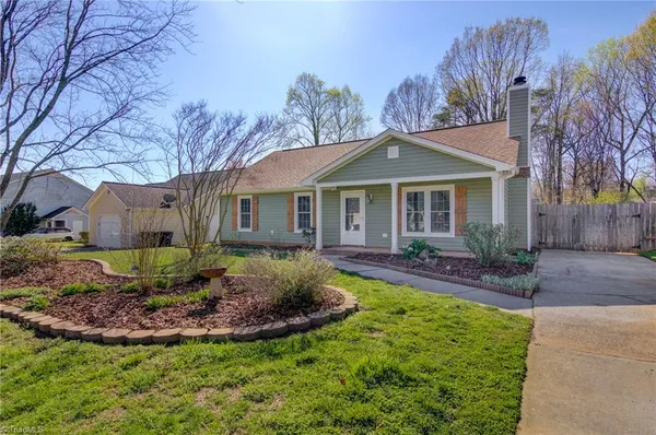 $1,975 | 4711 Eagle Rock Road, Greensboro, NC 27410