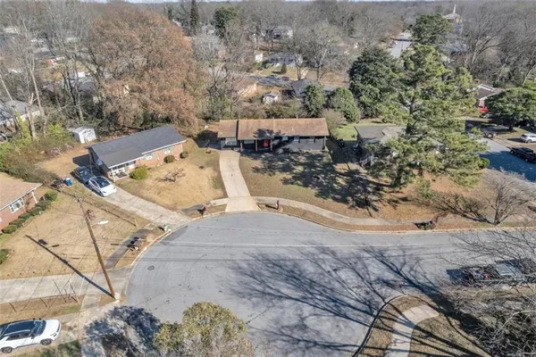 $1,750 | 2958 Holcomb Court, East Point, GA 30344