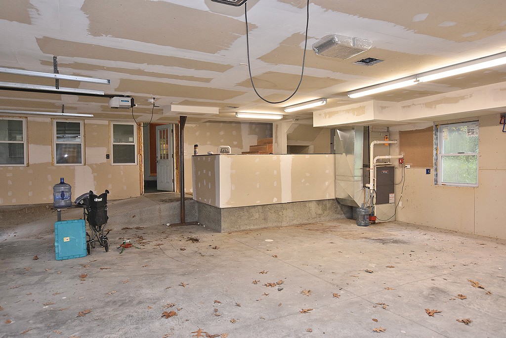 121 Swan Road Smithfield, RI 02917 - Photo 14 of 19