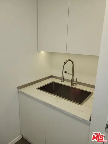 $3,950 | 4531 Van Nuys Boulevard, Sherman Oaks, CA 91403