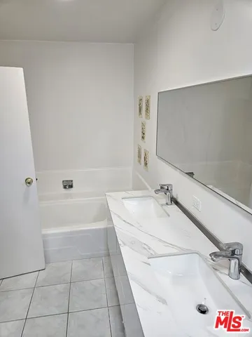 $3,950 | 4531 Van Nuys Boulevard, Sherman Oaks, CA 91403