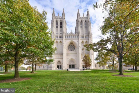 $975,000 | 2907 Newark Street Northwest, Washington, DC 20008