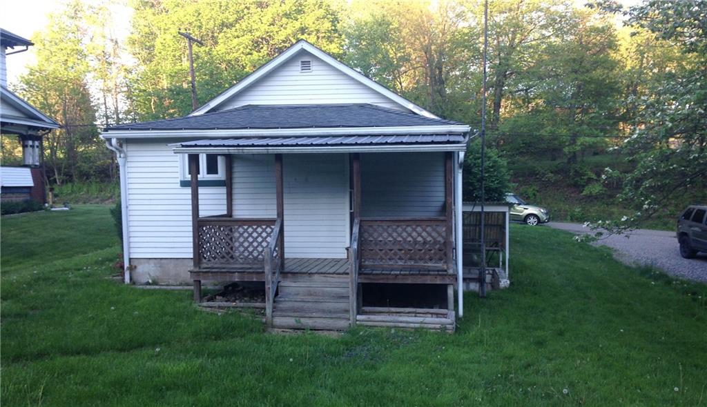 757 Evergreen Road Leechburg, PA 15656 - Photo 3 of 9 Gallery Image 3