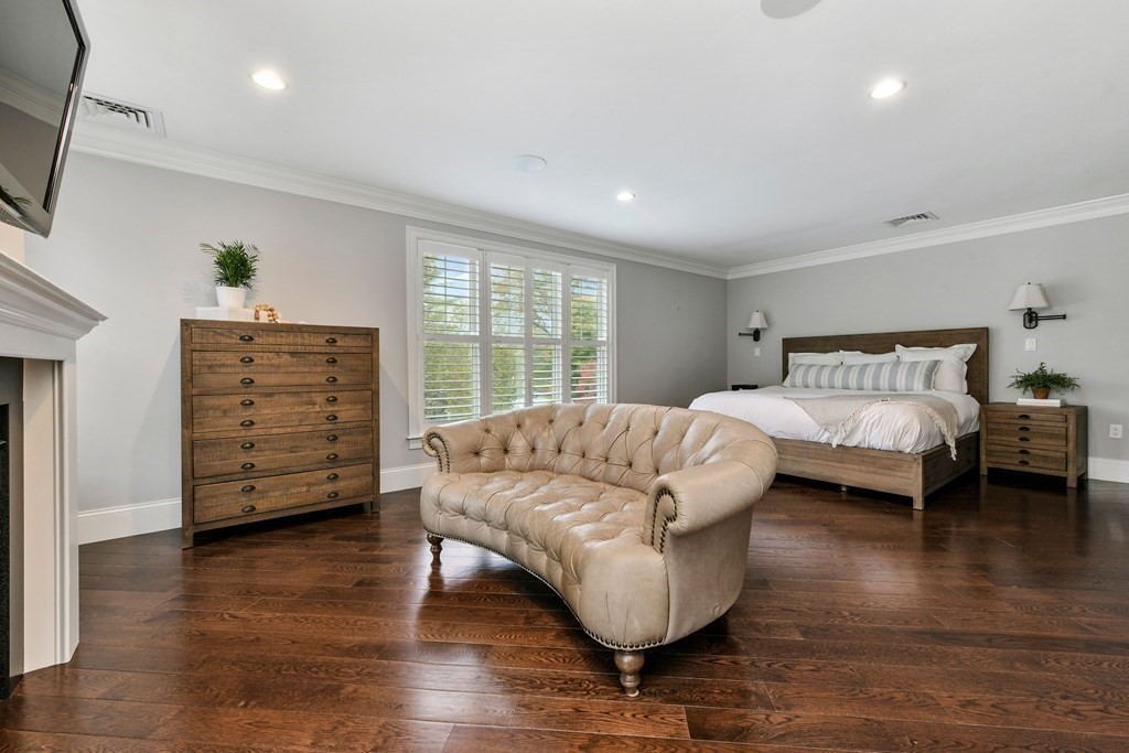 4 Fox Run Way Hingham, MA 02043 - Photo 16 of 34 a living room with furniture and wooden floor
