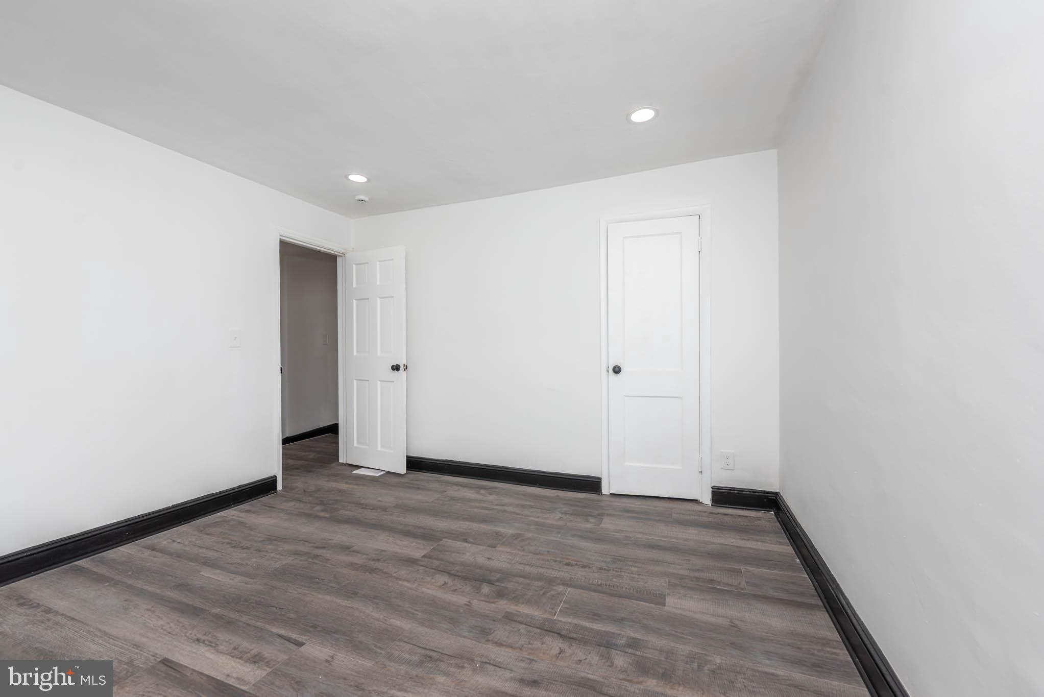 2727 Ellicott Driveway Baltimore, MD 21216 - Photo 15 of 30