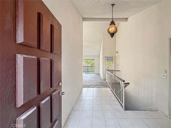 $765,000 | 230 Via Del Caballo, Oak Park, CA 91377