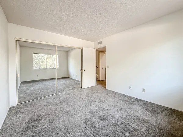 $765,000 | 230 Via Del Caballo, Oak Park, CA 91377