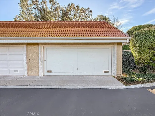 $765,000 | 230 Via Del Caballo, Oak Park, CA 91377