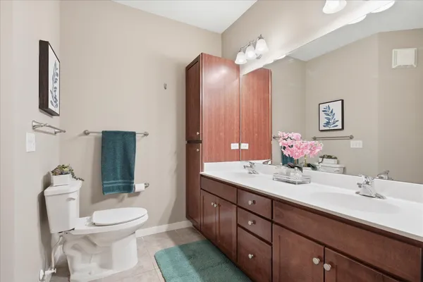 $239,900 | 1070 Grandview Court Northeast, Unit 414, Columbia Heights, MN 55421