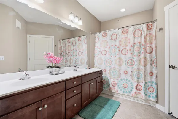 $239,900 | 1070 Grandview Court Northeast, Unit 414, Columbia Heights, MN 55421