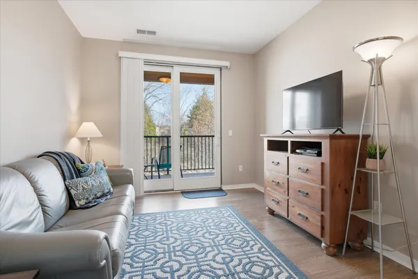 $239,900 | 1070 Grandview Court Northeast, Unit 414, Columbia Heights, MN 55421