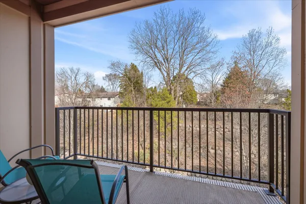 $239,900 | 1070 Grandview Court Northeast, Unit 414, Columbia Heights, MN 55421