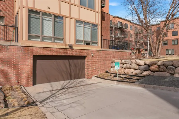 $239,900 | 1070 Grandview Court Northeast, Unit 414, Columbia Heights, MN 55421