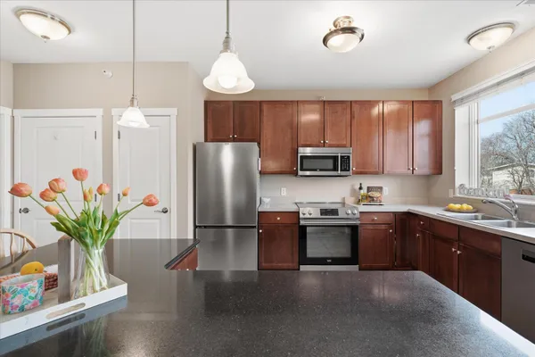 $239,900 | 1070 Grandview Court Northeast, Unit 414, Columbia Heights, MN 55421