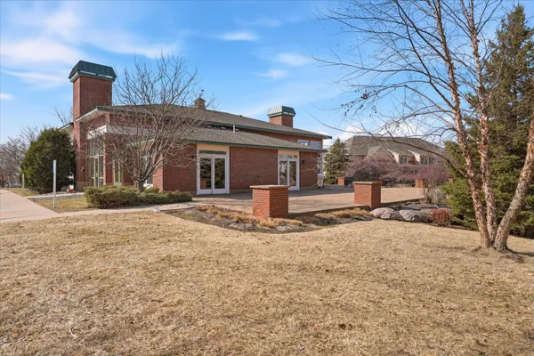 $239,900 | 1070 Grandview Court Northeast, Unit 414, Columbia Heights, MN 55421