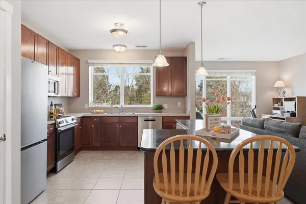 $239,900 | 1070 Grandview Court Northeast, Unit 414, Columbia Heights, MN 55421