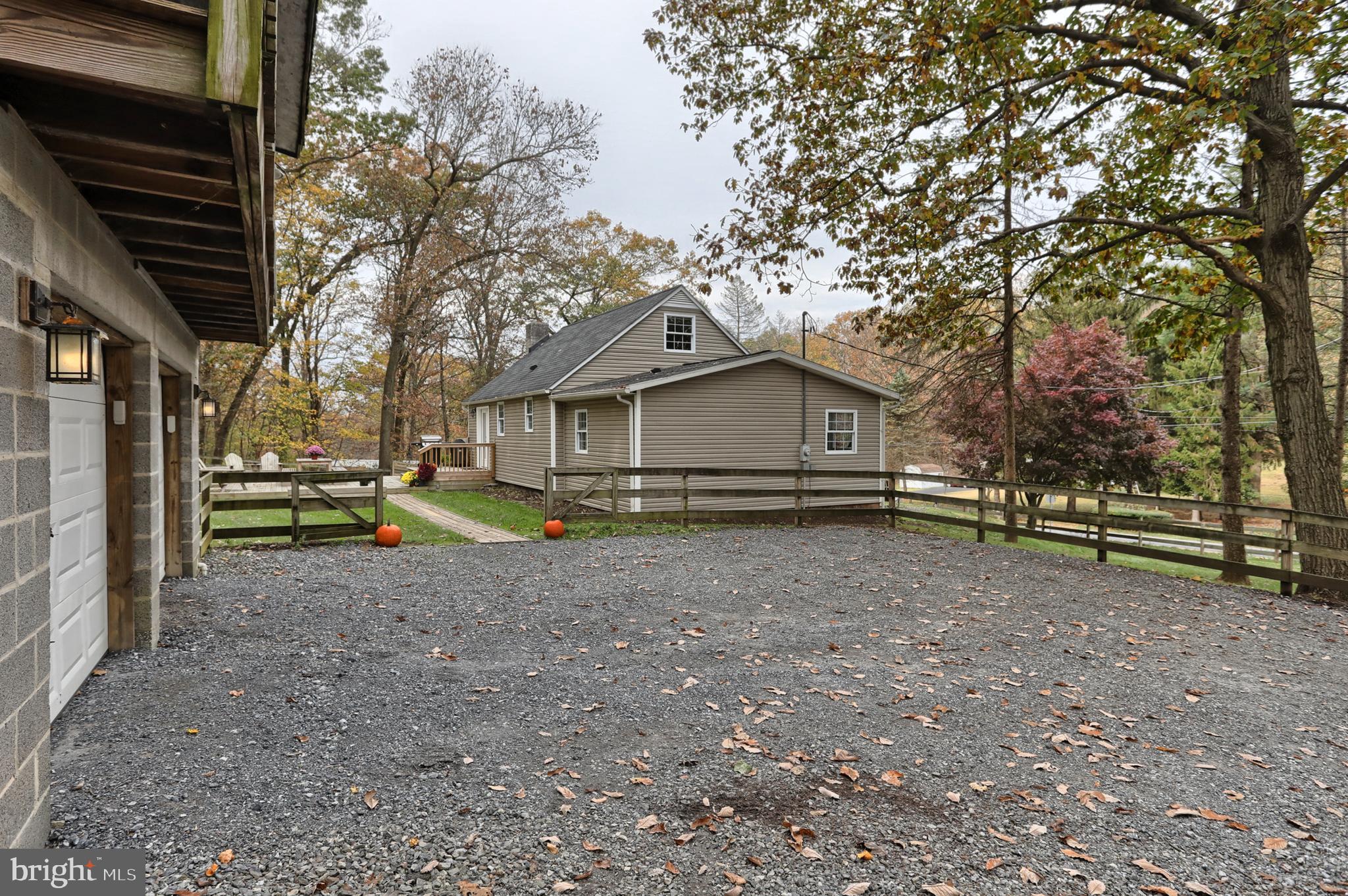 2248 Schoolhouse Road Middletown, PA 17057 - Photo 36 of 37 Ample parking for guests or large vehicles
