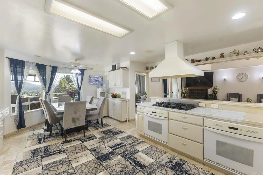 12221 Rockstream Road Lakeside, CA 92040 - Photo 9 of 52 Gallery Image 9