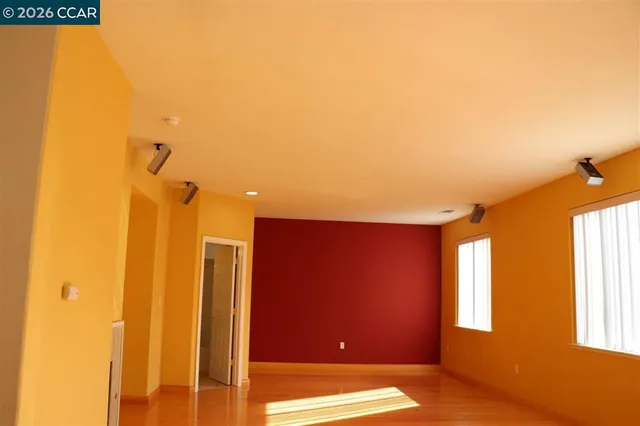 $4,100 | 4037-4037 Coleman Circle, Richmond, CA 94806