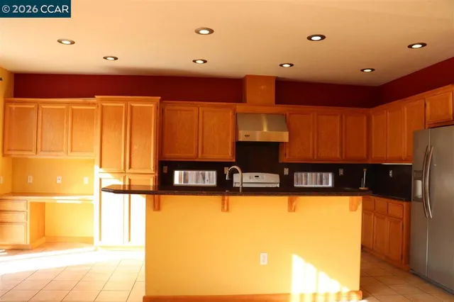 $4,100 | 4037-4037 Coleman Circle, Richmond, CA 94806