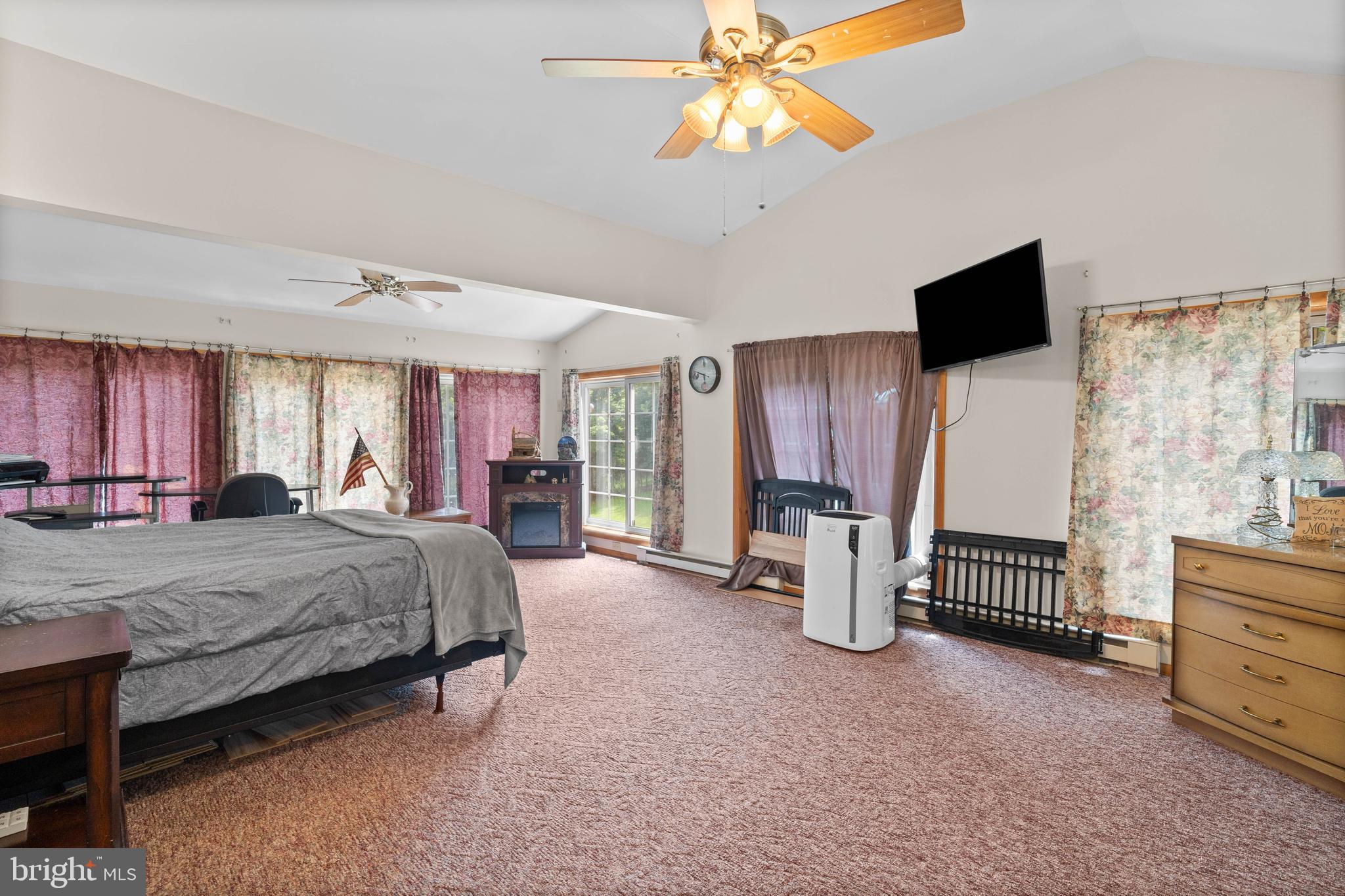 609 Elizabeth Street Houtzdale, PA 16651 - Photo 4 of 22 a bed room with a bed and a television