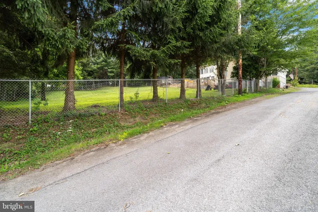 $191,900 | 609 Elizabeth Street, Houtzdale, PA 16651