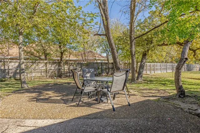 $399,000 | 1107 Merry Oaks Drive, College Station, TX 77840