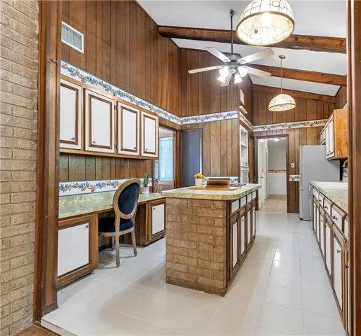 $399,000 | 1107 Merry Oaks Drive, College Station, TX 77840