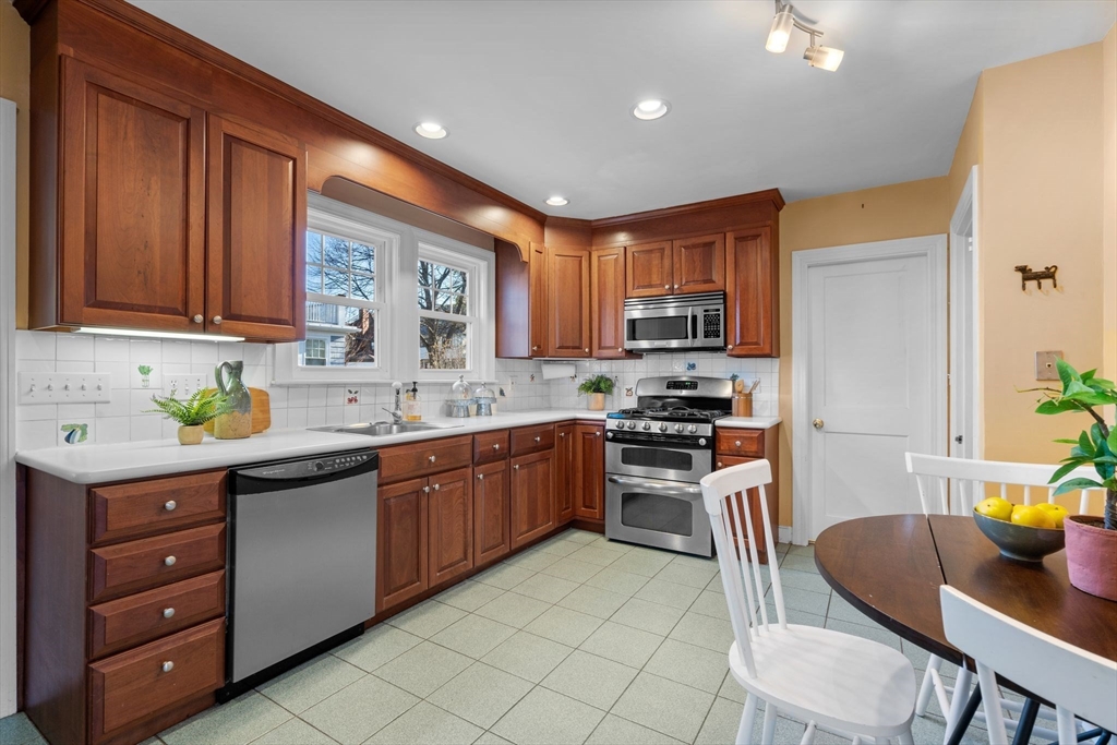 10 Benton Road Belmont, MA 02478 - Photo 15 of 40 Gallery Image 15