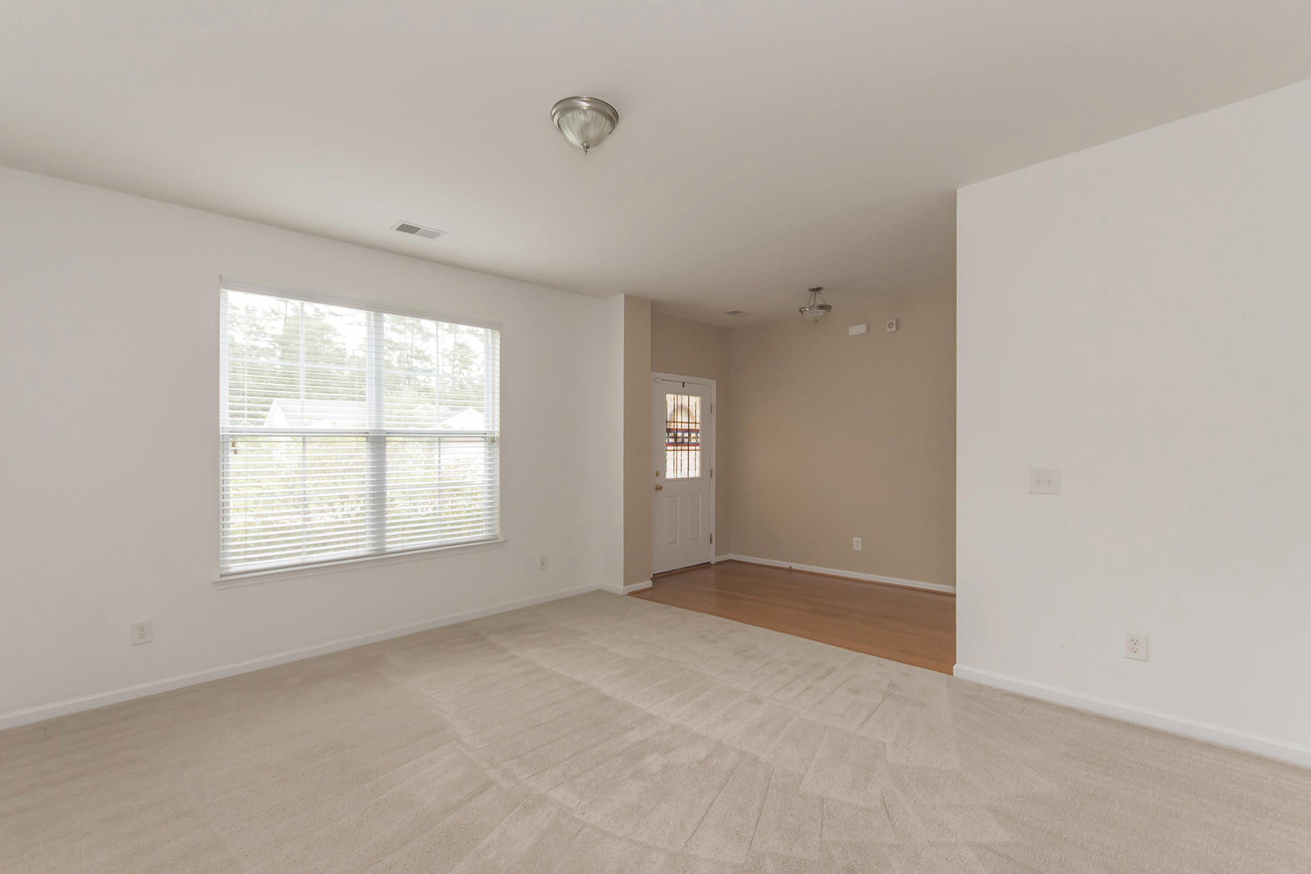 261 Westbrooke Road Summerville, SC 29486 - Photo 12 of 26 Living room or study