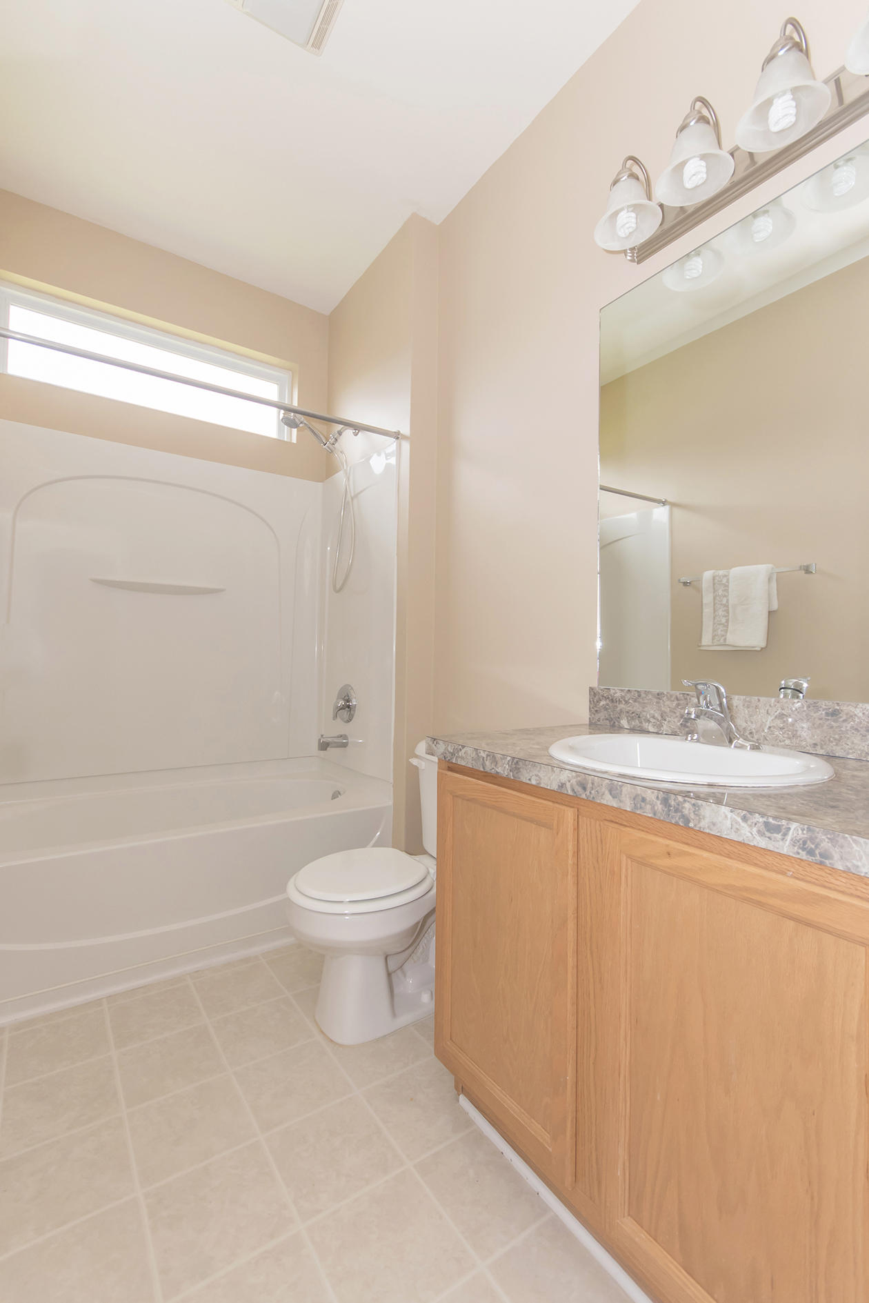 261 Westbrooke Road Summerville, SC 29486 - Photo 16 of 26 Hallway bathroom