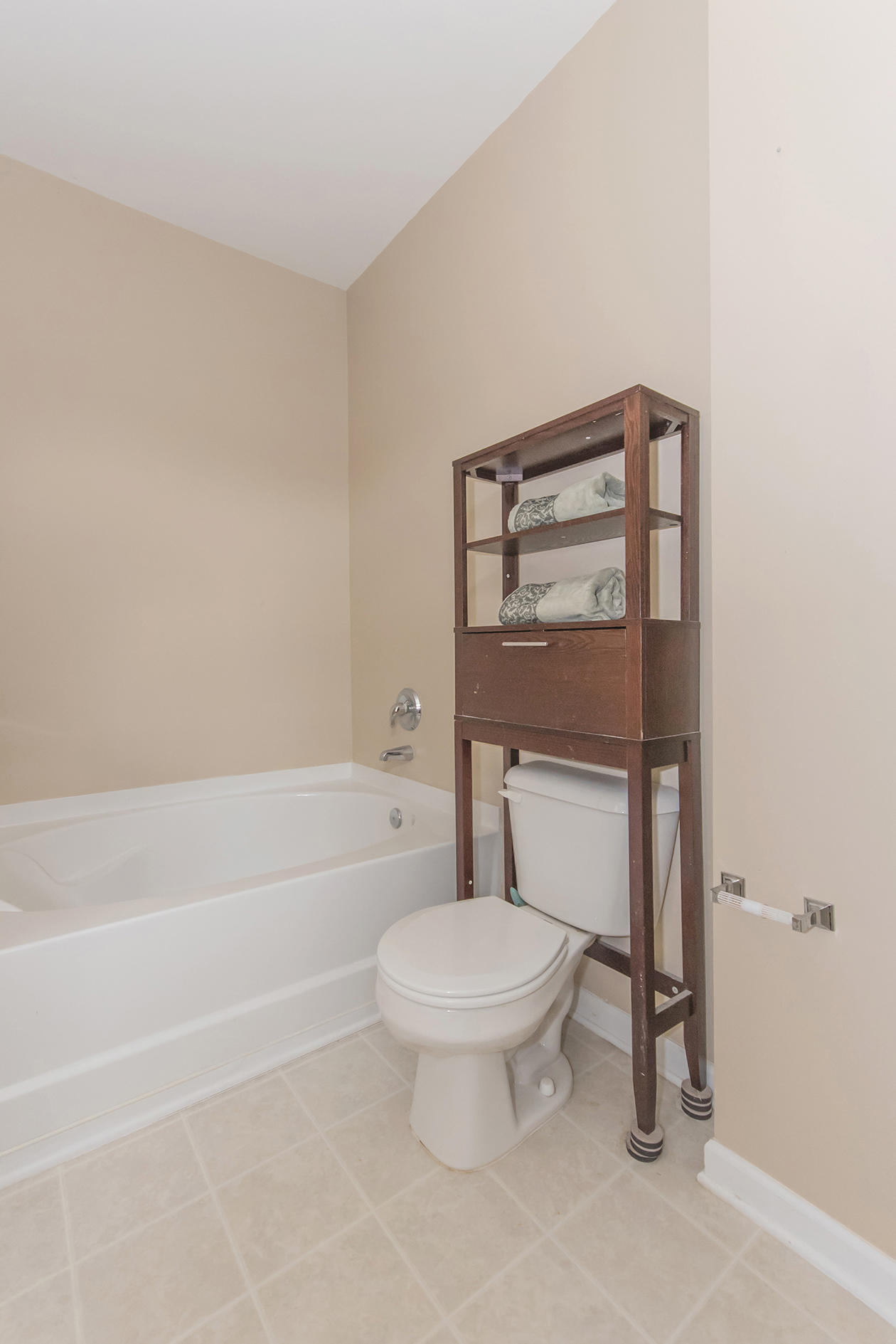 261 Westbrooke Road Summerville, SC 29486 - Photo 25 of 26 Garden tub in master bathroom