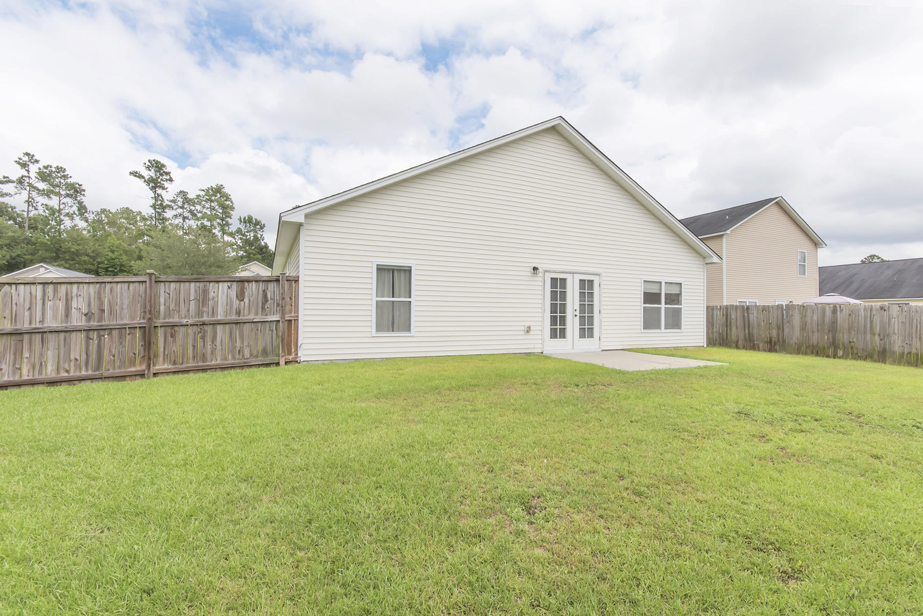 261 Westbrooke Road Summerville, SC 29486 - Photo 10 of 26 Fenced backyard with 2 gates
