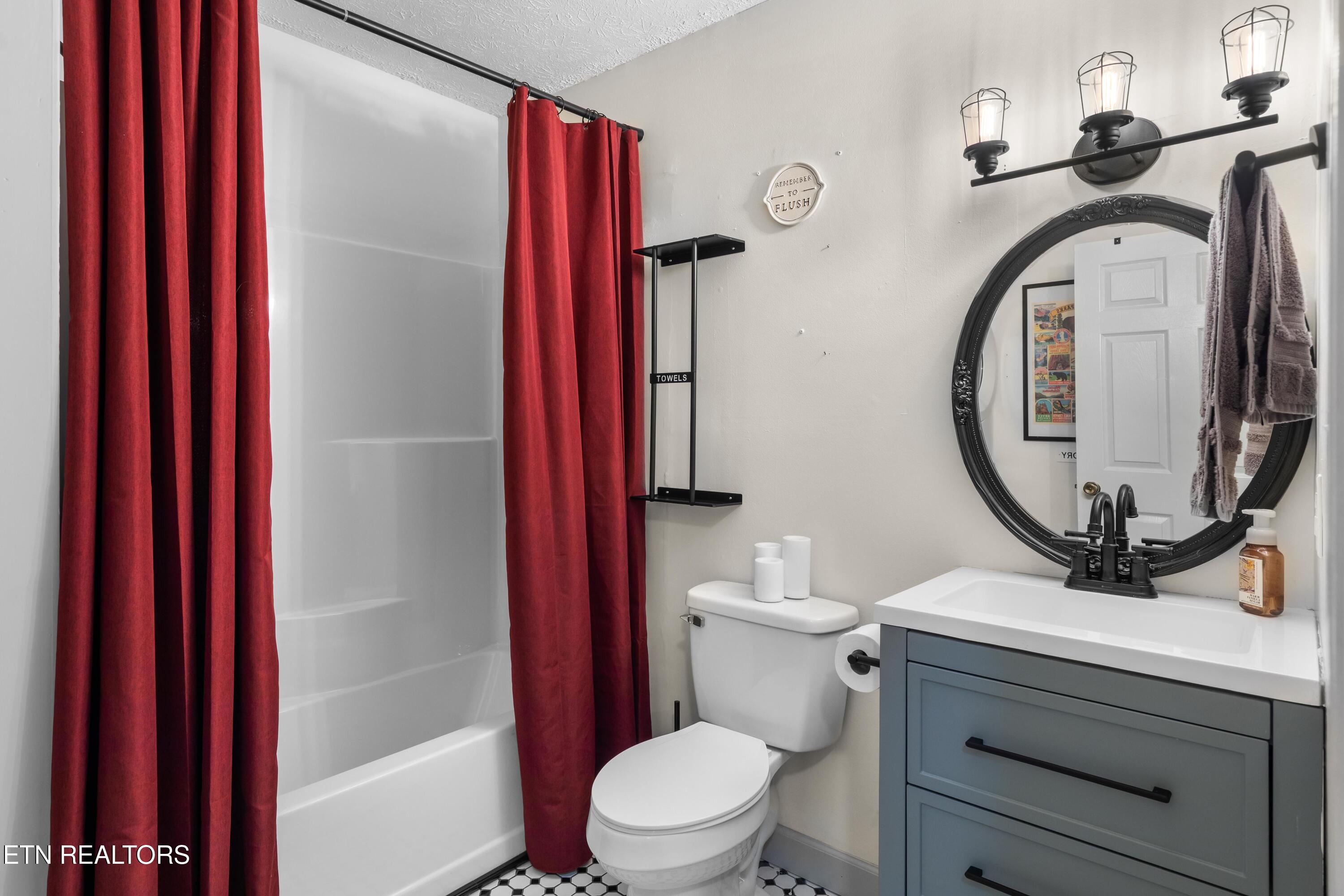 3714 Roberts Road Corryton, TN 37721 - Photo 8 of 24 Bathroom