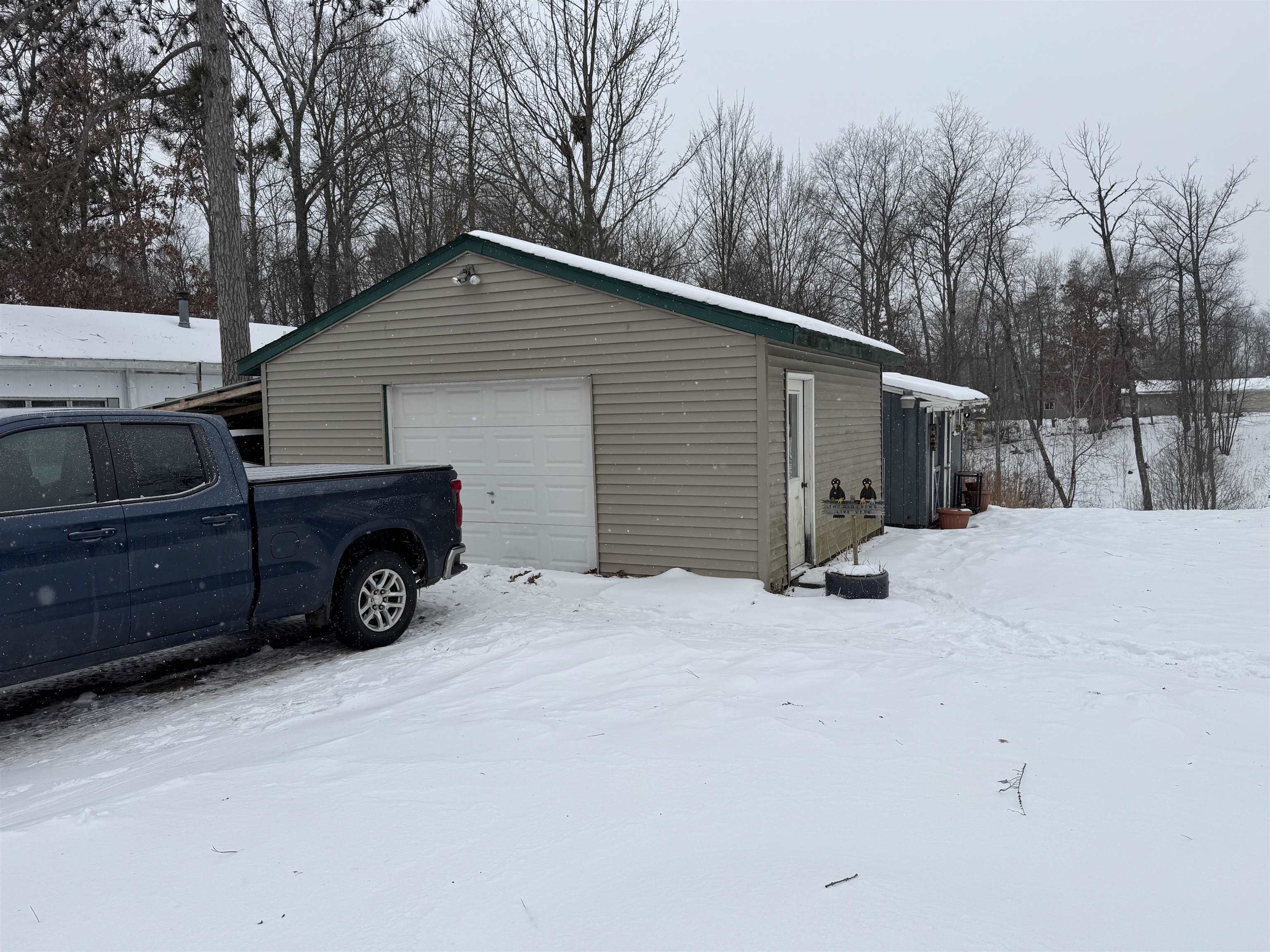 4375 West Oakman Road Harrison, MI 48625 - Photo 3 of 14