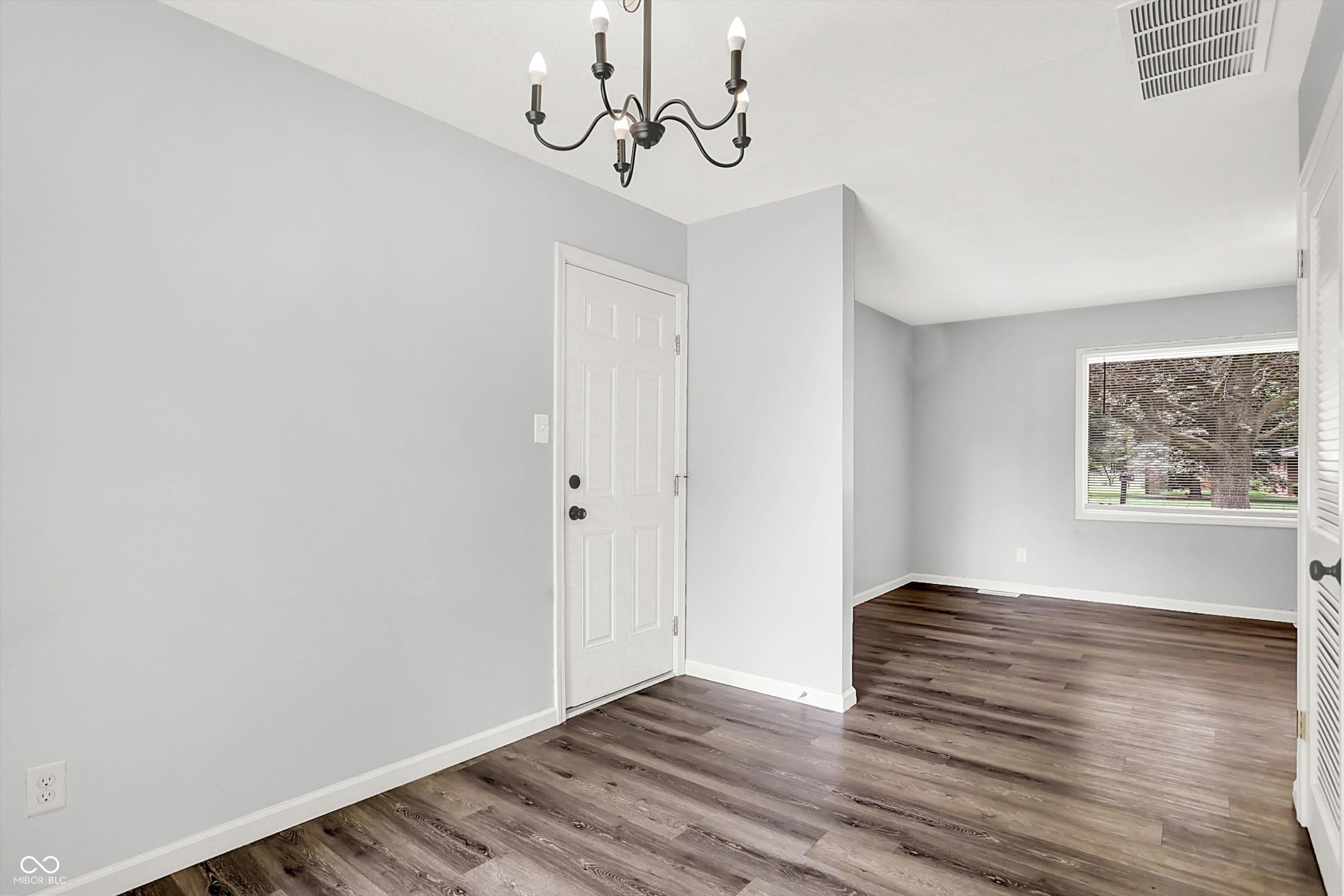 525 Howard Road Greenwood, IN 46142 - Photo 13 of 44 Gallery Image 13