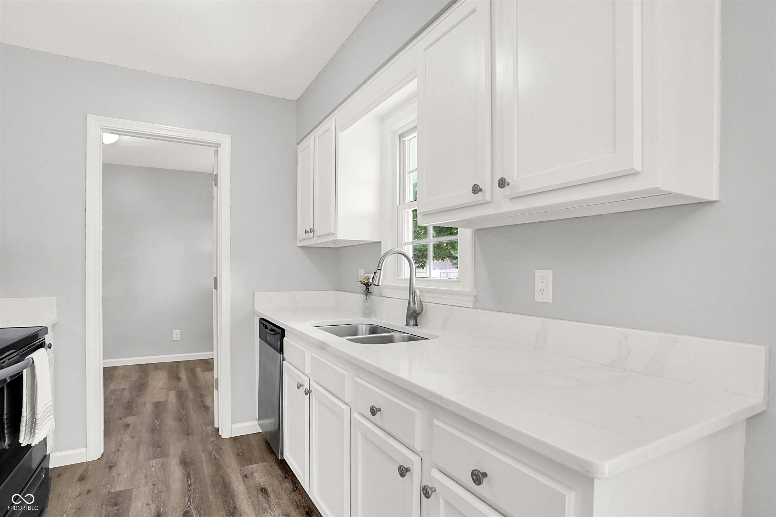 525 Howard Road Greenwood, IN 46142 - Photo 21 of 44 Gallery Image 21