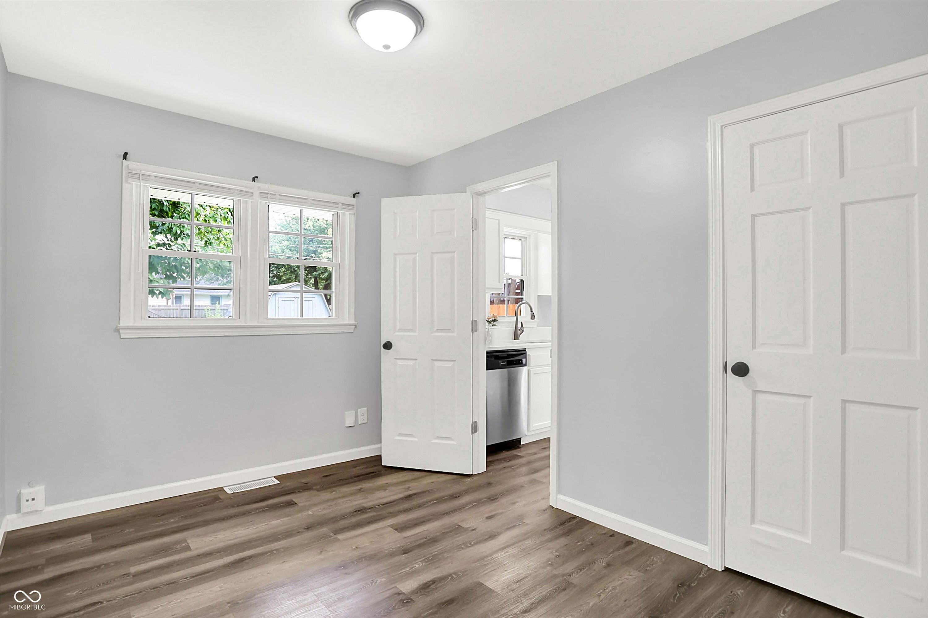 525 Howard Road Greenwood, IN 46142 - Photo 23 of 44 Gallery Image 23