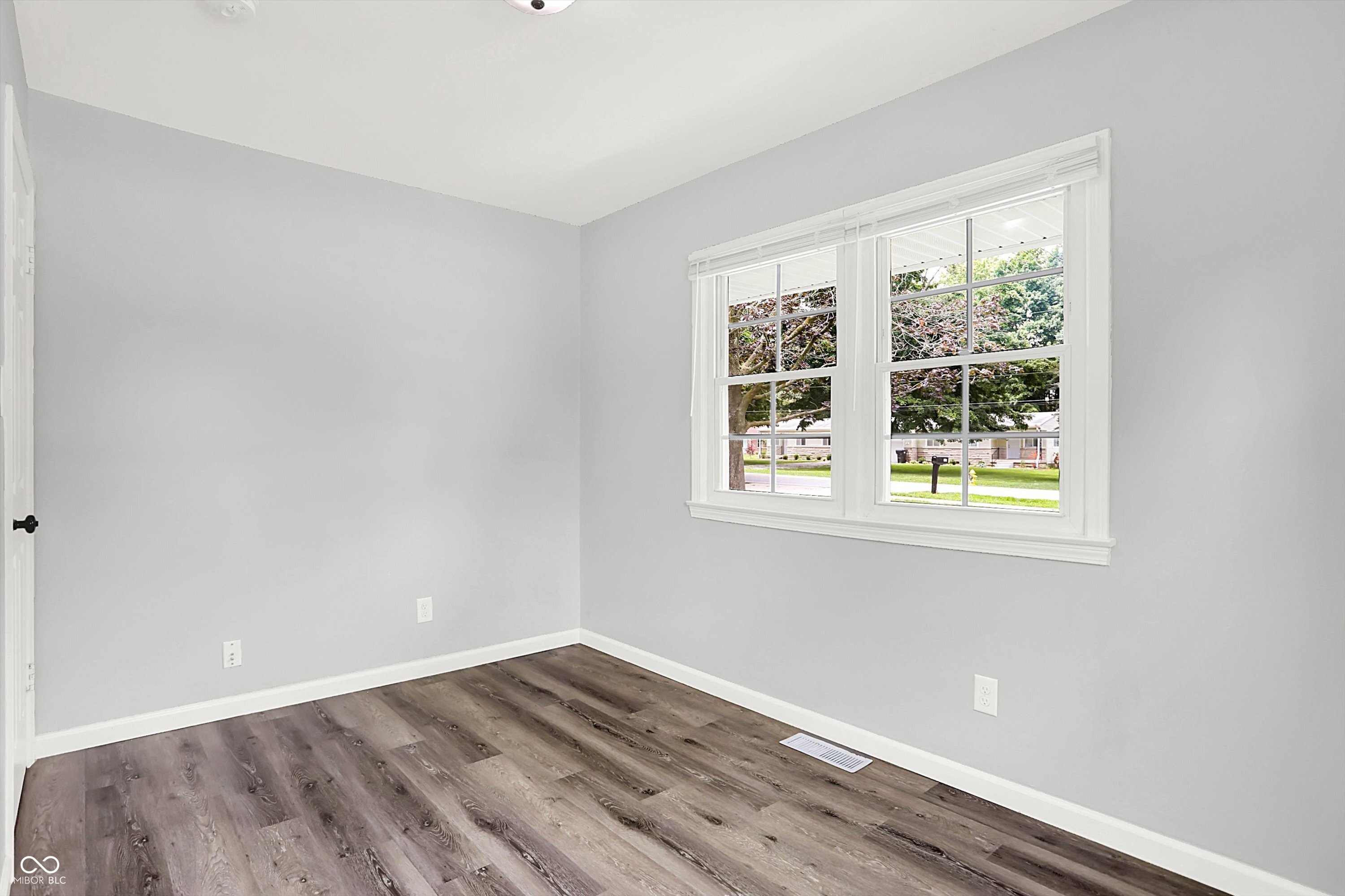 525 Howard Road Greenwood, IN 46142 - Photo 33 of 44 Gallery Image 33